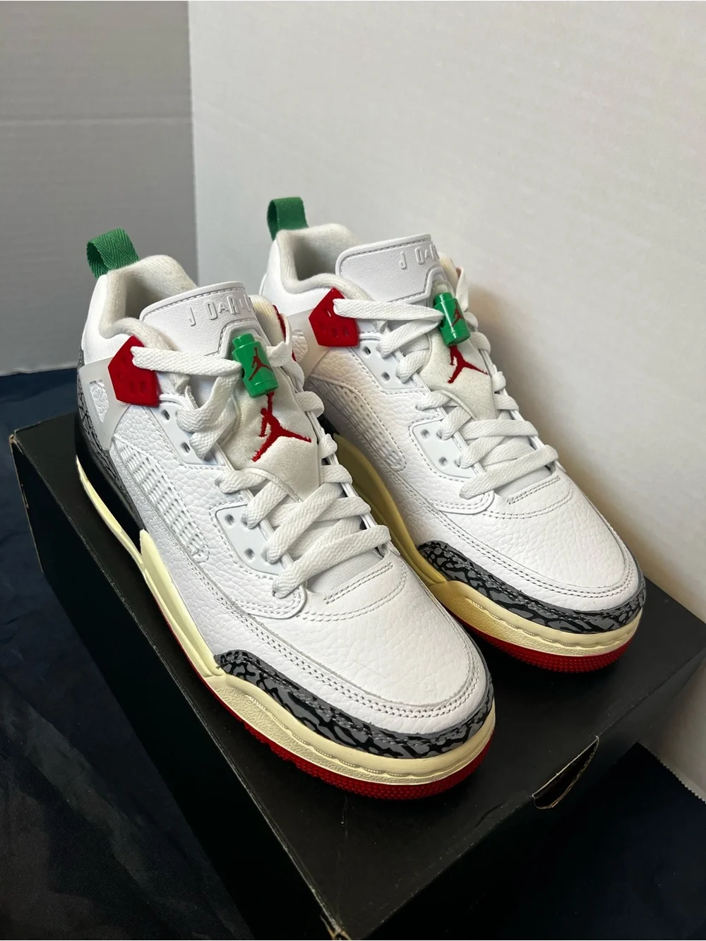 Jordan White, Red & Green Men's Basketball Sneakers